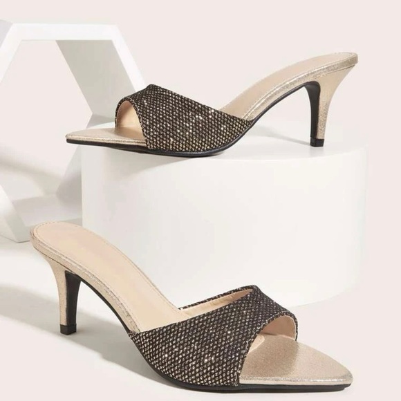 Worn only once indoors. - Picture 1 of 4